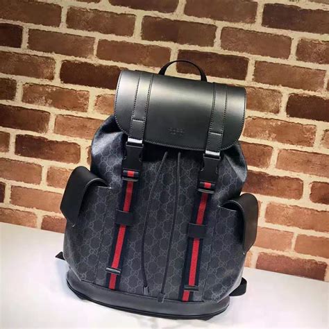 gucci gg supreme canvas backpack.